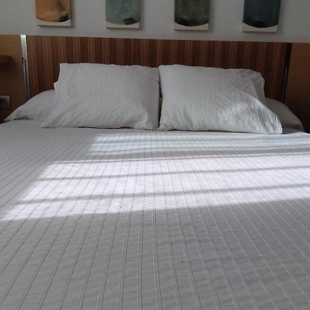 Apartamento Torres19 Sevilla Kültér fotó