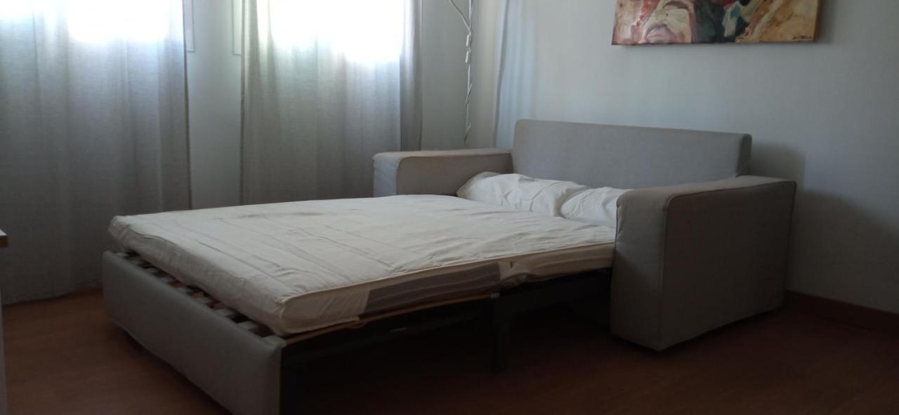 Apartamento Torres19 Sevilla Kültér fotó